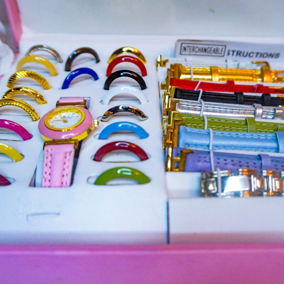 My Wish Collezioni Watch Set and Necklaces - Picture 5 of 13